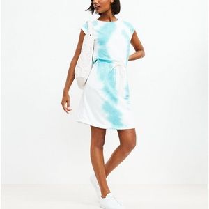 NWOT Lou & Grey Cloud Cozy Cotton Terry Pocket Dress Size Small.